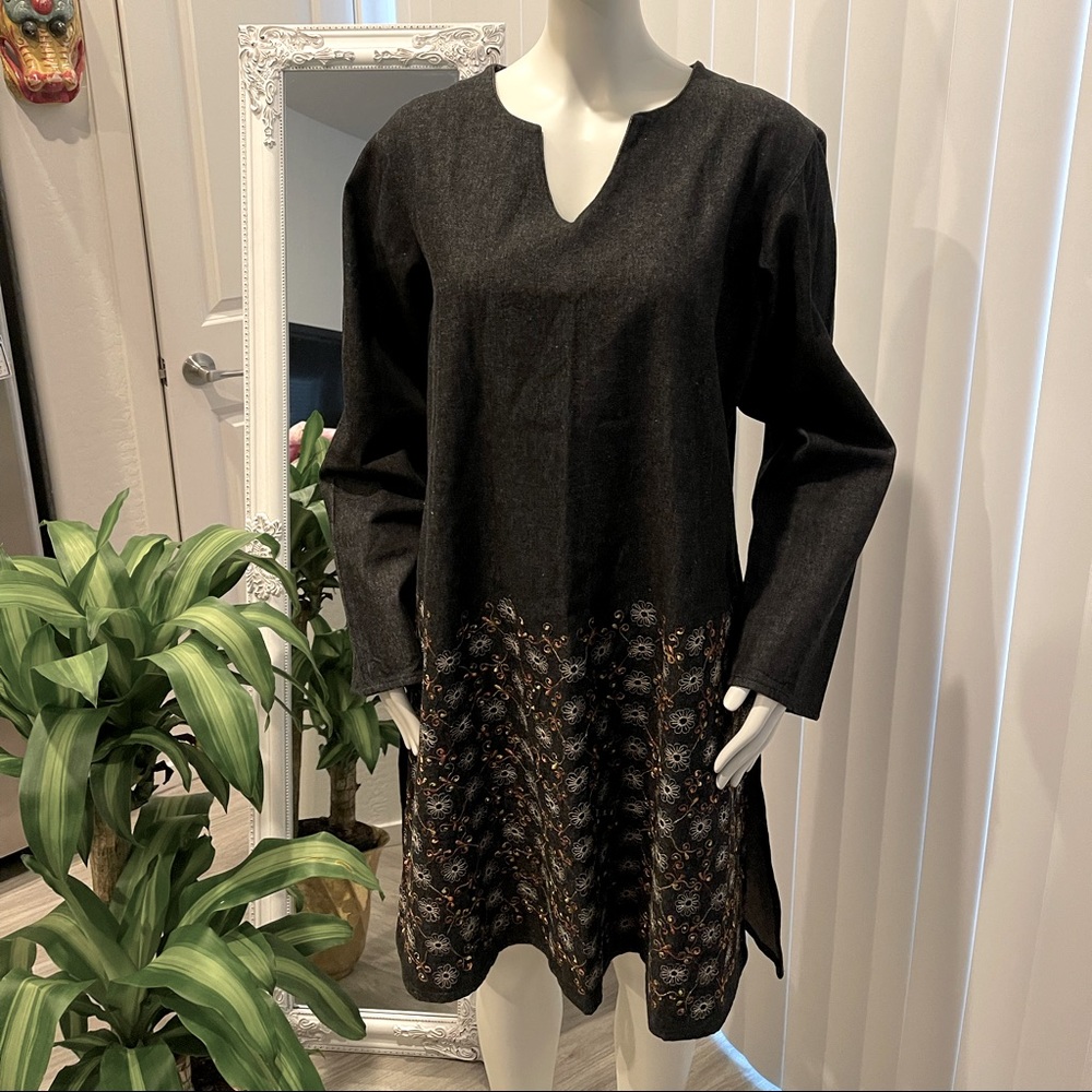 Love this long top Love/ Jean material